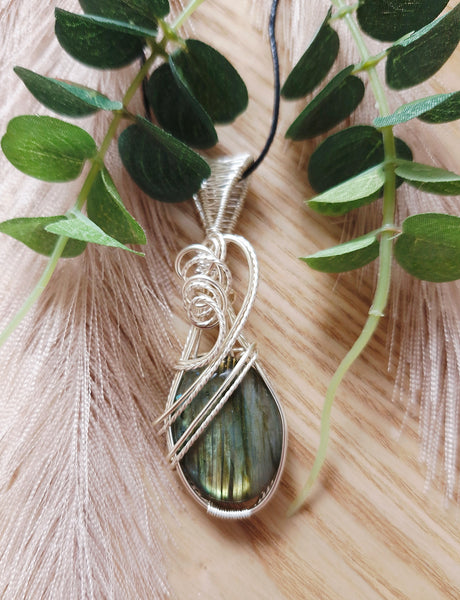 Labradorite Pendant