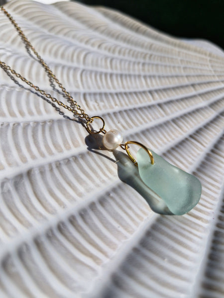 Tide pearl - seaglass necklace