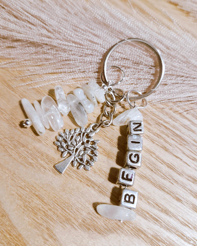 Moonstone (begin) keyring